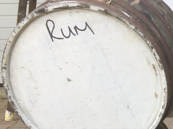 Rum Faß 190L karibischer Rum zur Wiederbelegung Fass Holzfass gebraucht Whiskyfass